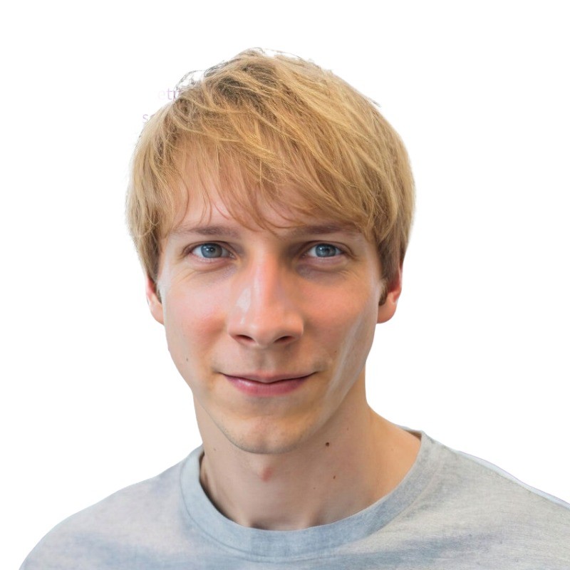 Tom Walczak - Founder & AI Engineer